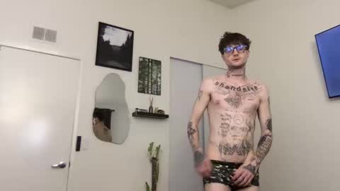 pretty boy online show from January 13, 4:51 am