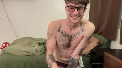 pretty boy online show from March 28, 4:23 am