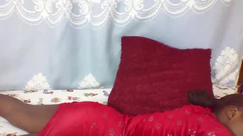 SHANIA online show from March 1, 6:11 pm