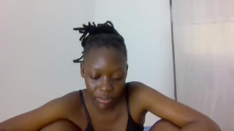 prettydollk_dons online show from April 20, 9:01 am