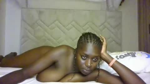 Snapshot of prettydulce chatting on June 13, 2:48 pm prettydulce online show from June 13, 2:48 pm