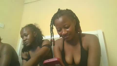 Snapshot of prettyeve25 chatting on September 18, 8:33 pm eve online show from September 18, 8:33 pm