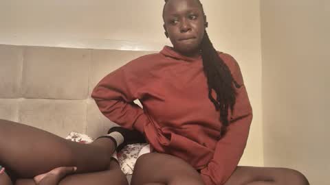 Snapshot of prettyeve25 chatting on October 11, 4:44 am eve online show from October 11, 4:44 am