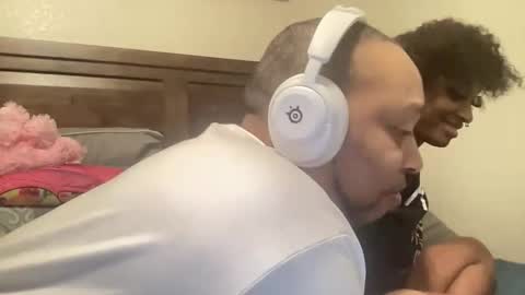 prettyfacefemale online show from February 26, 8:35 am