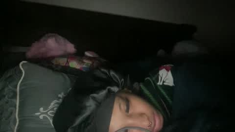 prettyfacefemale online show from March 17, 10:40 am