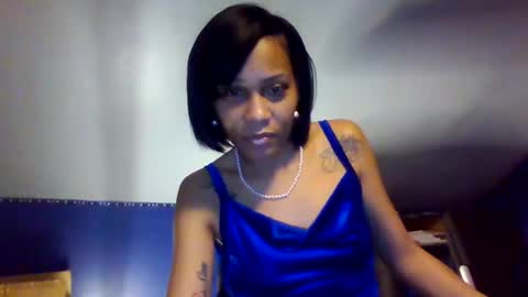 Snapshot of prettyhairedbone chatting on March 16, 1:33 am Pink Pussy69 online show from March 16, 1:33 am