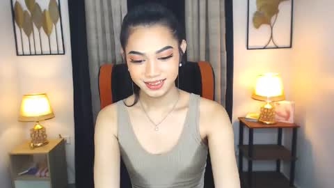 prettyhothugecock online show from January 18, 6:56 am