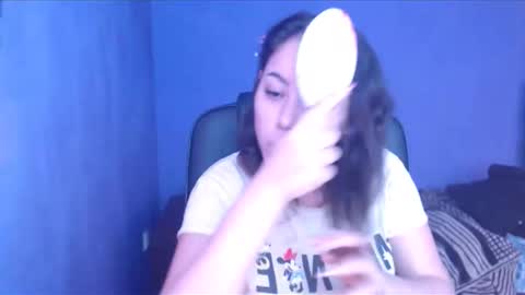 prettyjulliette online show from January 20, 11:45 am