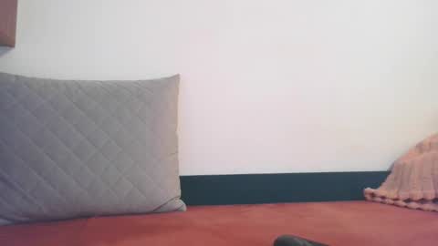 prettyjulliette online show from November 12, 2:06 pm