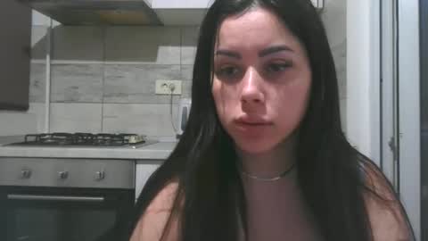 Snapshot of prettyjulliette chatting on May 13, 5:32 pm prettyjulliette online show from May 13, 5:32 pm
