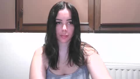 Snapshot of prettyjulliette chatting on July 14, 6:35 pm prettyjulliette online show from July 14, 6:35 pm