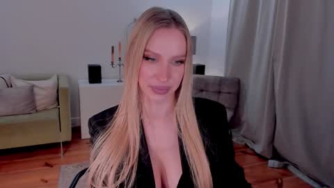 Snapshot of prettyk1ller chatting on January 14, 3:43 am Eva online show from January 14, 3:43 am