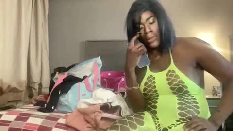 prettykillerkitty online show from January 17, 6:40 am