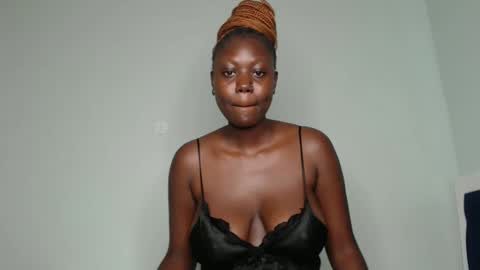 Lizzy online show from January 29, 8:08 am