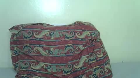 LILIAN online show from October 18, 9:32 am