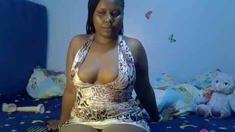 prettymel1 online show from April 21, 6:55 pm