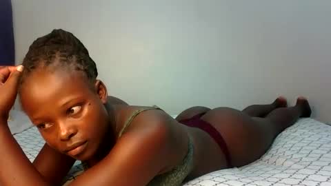 Melly online show from February 20, 1:02 am