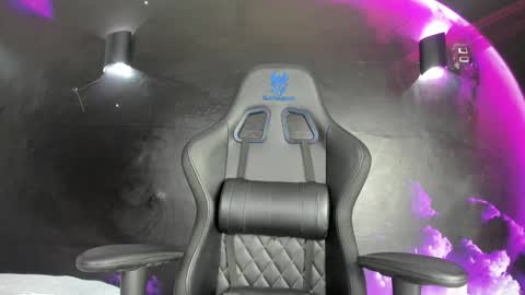 Snapshot of prettypervyx chatting on December 1, 5:46 pm Laura Onlyfans 40OFF online show from December 1, 5:46 pm