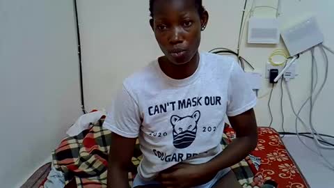 Snapshot of prettyqueen24 chatting on November 5, 12:27 pm Pretty Queen online show from November 5, 12:27 pm