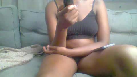 Snapshot of prettyqueen254 chatting on February 20, 12:08 am pretty queen online show from February 20, 12:08 am