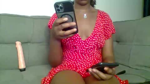 Snapshot of prettyqueen254 chatting on October 28, 8:11 pm pretty queen online show from October 28, 8:11 pm