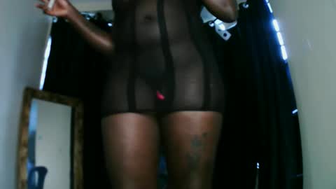 prettyreen online show from April 15, 6:20 am