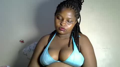 Snapshot of prettyriss chatting on May 22, 8:14 pm prettyriss online show from May 22, 8:14 pm