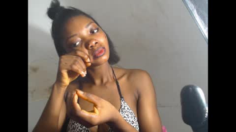 prettysexy6 online show from April 3, 7:34 pm