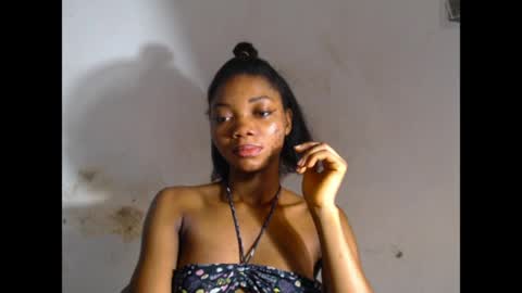 prettysexy6 online show from April 18, 6:28 am