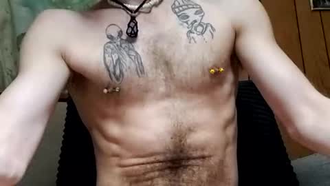 prettysolidd7 online show from February 8, 11:01 am