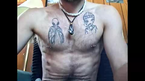 prettysolidd7 online show from September 21, 8:32 pm