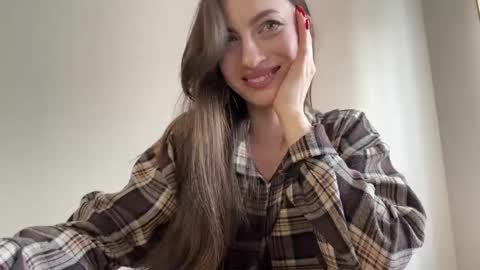 prettyyy_angel online show from April 21, 10:21 am