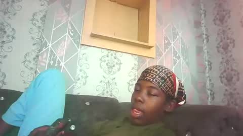 prettyzuzu online show from September 15, 5:07 am