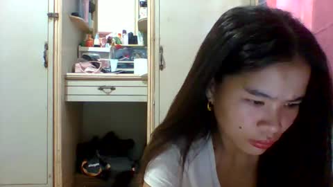 Snapshot of prety784828 chatting on June 9, 12:22 am prety784828 online show from June 9, 12:22 am