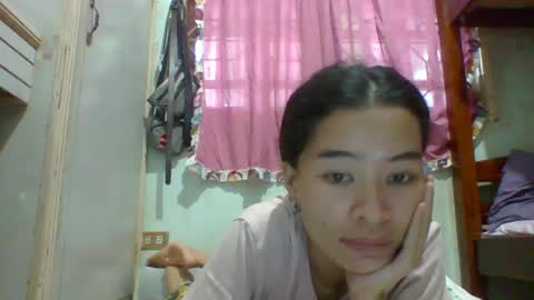 Snapshot of prety784828 chatting on July 5, 6:20 am prety784828 online show from July 5, 6:20 am