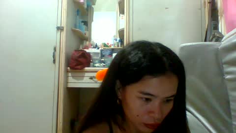 Snapshot of prety784828 chatting on August 4, 8:06 am prety784828 online show from August 4, 8:06 am
