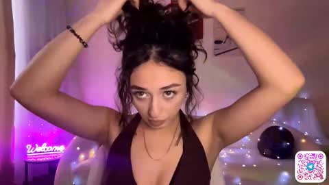 Sofi online show from March 27, 11:10 am