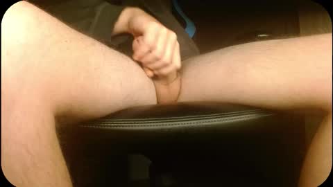Snapshot of primal_master4you chatting on February 6, 8:01 pm Aussie Bi Top Cum Say Hi online show from February 6, 8:01 pm