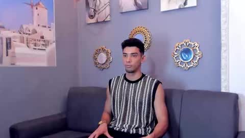 prince_arthur77 online show from September 24, 1:25 pm