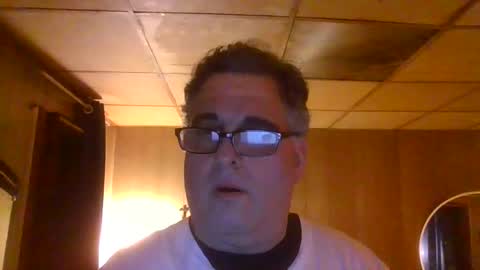Snapshot of princeofdarkness66 chatting on February 8, 11:52 pm johnny online show from February 8, 11:52 pm