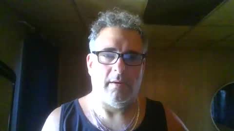 Snapshot of princeofdarkness66 chatting on June 5, 5:07 pm johnny online show from June 5, 5:07 pm