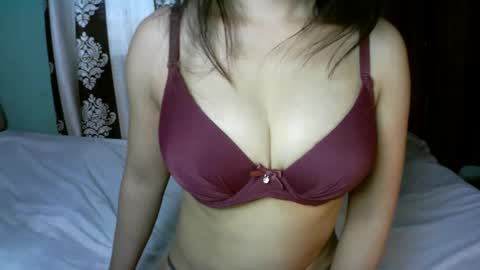 Snapshot of princess916446 chatting on November 12, 6:14 am princess online show from November 12, 6:14 am