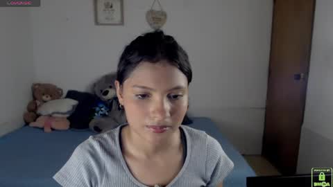 Snapshot of princess_an chatting on May 4, 8:49 pm An online show from May 4, 8:49 pm