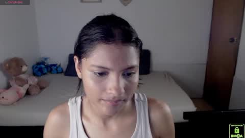 Snapshot of princess_an chatting on May 15, 8:27 pm An online show from May 15, 8:27 pm