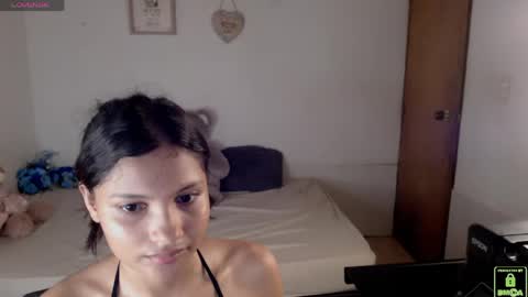 Snapshot of princess_an chatting on May 16, 9:13 pm An online show from May 16, 9:13 pm