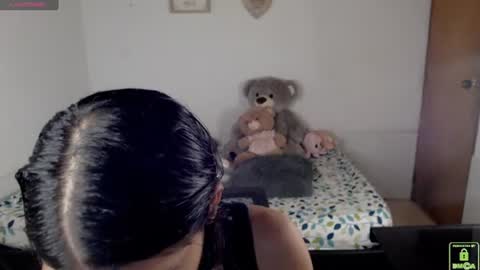 Snapshot of princess_an chatting on June 18, 6:34 pm An online show from June 18, 6:34 pm