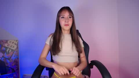 Emily online show from April 1, 10:40 pm