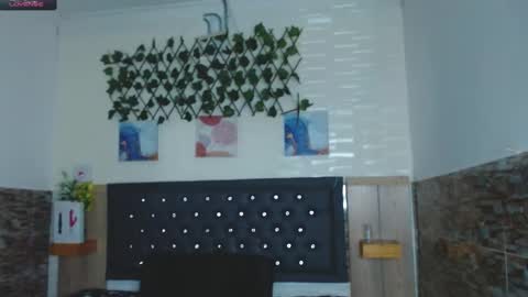 Snapshot of princess_martinez chatting on December 14, 4:20 pm Princess Martinez online show from December 14, 4:20 pm