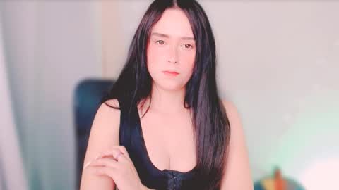 ArianaJoliiee online show from December 18, 2:39 am