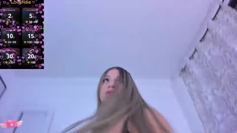 Snapshot of princess_sharon_ chatting on June 4, 5:57 am princess_sharon_ online show from June 4, 5:57 am